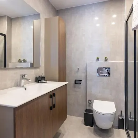 Appartement Havuzlu Apartta Balkonlu Ev Konforu